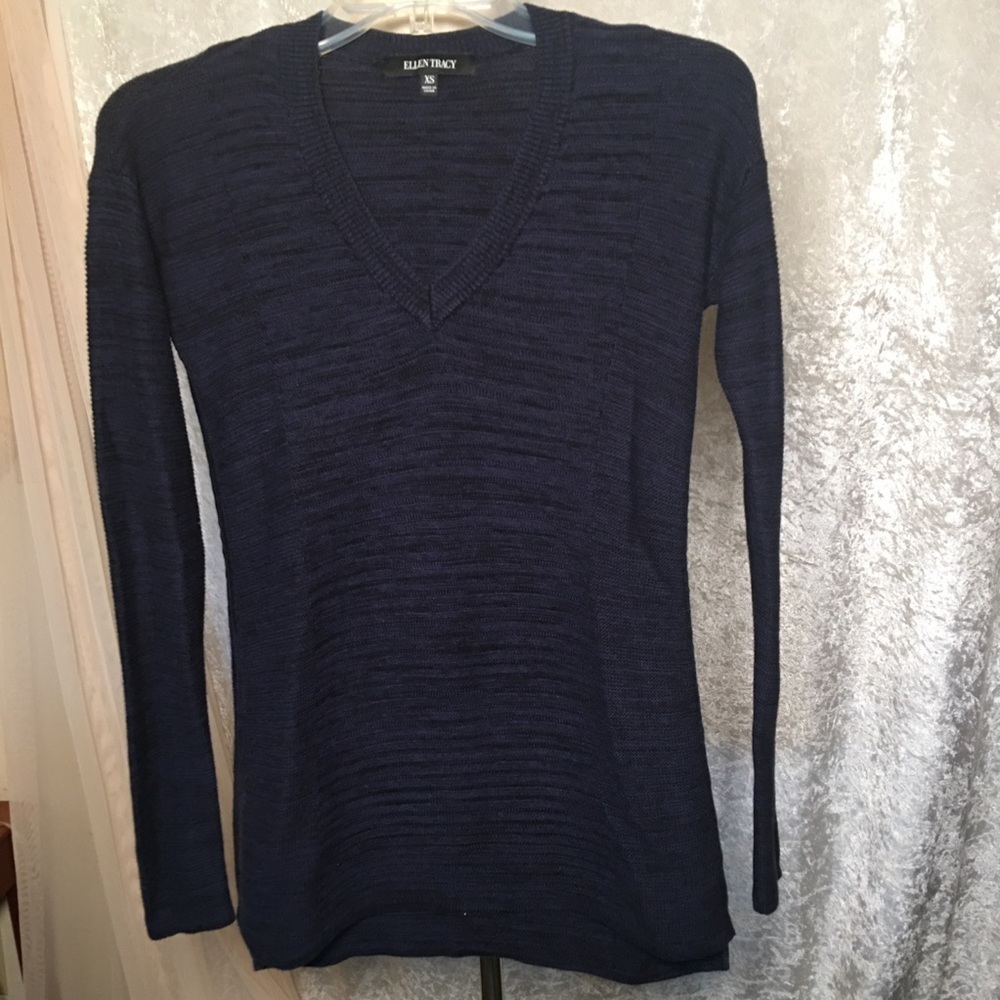Ellen Tracy Navy Blue  V Neck Sweater cotton blend   Size XS